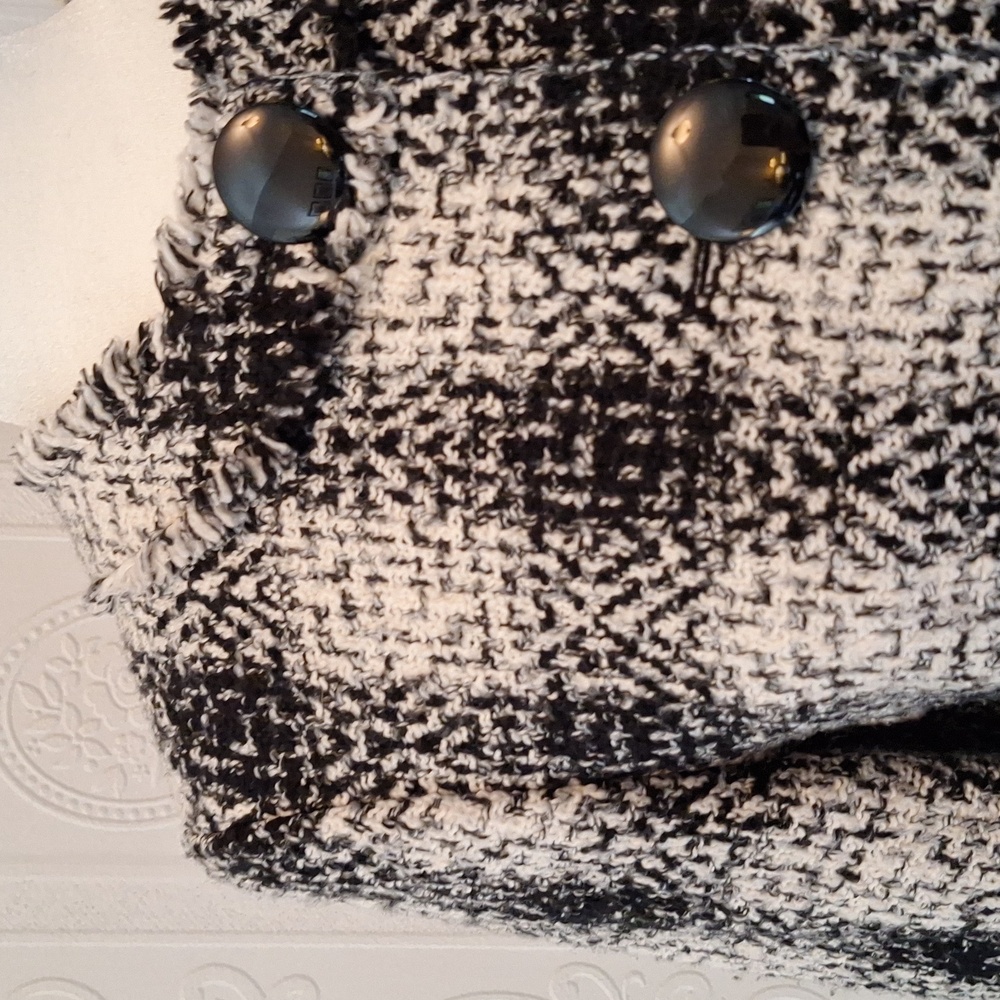 Tweed jacket - Picture 2 of 4